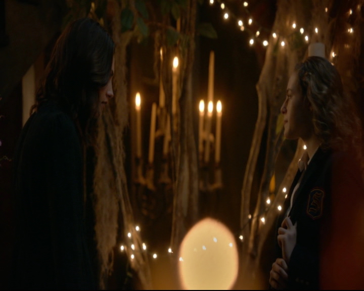 vampirediariesworld-dot-nl_TheOriginals5x01WhereYouLeftYourHeart00992.jpg