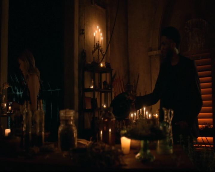 vampirediariesworld-dot-nl_TheOriginals5x01WhereYouLeftYourHeart01050.jpg