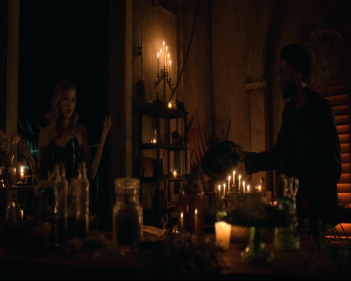 vampirediariesworld-dot-nl_TheOriginals5x01WhereYouLeftYourHeart01051.jpg