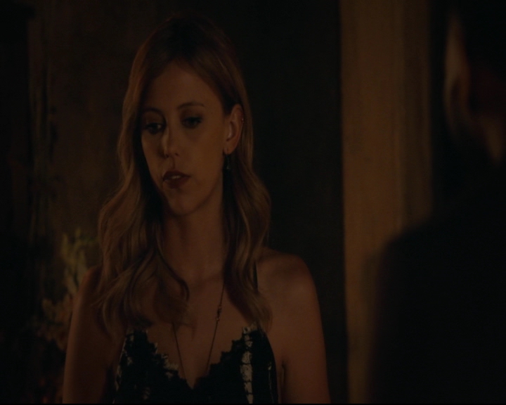 vampirediariesworld-dot-nl_TheOriginals5x01WhereYouLeftYourHeart01056.jpg