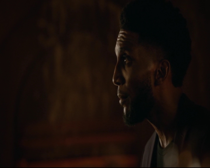 vampirediariesworld-dot-nl_TheOriginals5x01WhereYouLeftYourHeart01060.jpg