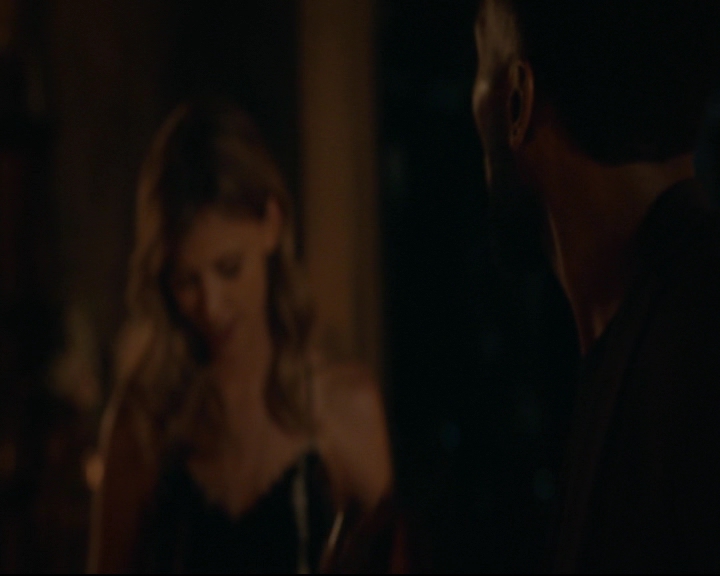 vampirediariesworld-dot-nl_TheOriginals5x01WhereYouLeftYourHeart01068.jpg