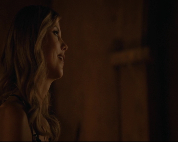 vampirediariesworld-dot-nl_TheOriginals5x01WhereYouLeftYourHeart01077.jpg