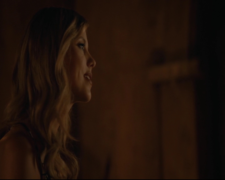 vampirediariesworld-dot-nl_TheOriginals5x01WhereYouLeftYourHeart01078.jpg