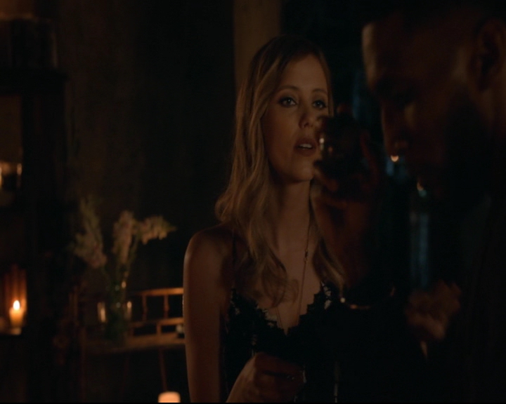 vampirediariesworld-dot-nl_TheOriginals5x01WhereYouLeftYourHeart01079.jpg