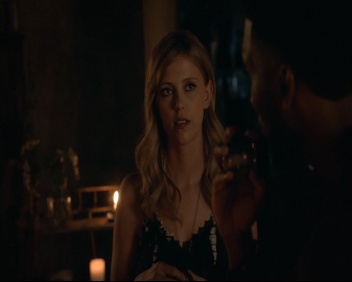 vampirediariesworld-dot-nl_TheOriginals5x01WhereYouLeftYourHeart01091.jpg