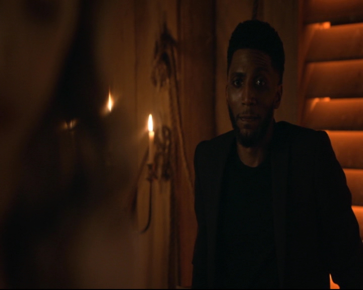 vampirediariesworld-dot-nl_TheOriginals5x01WhereYouLeftYourHeart01116.jpg