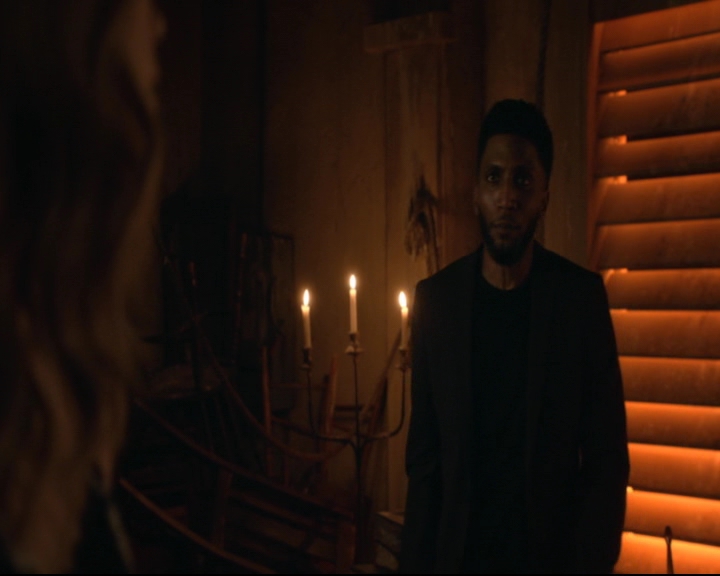 vampirediariesworld-dot-nl_TheOriginals5x01WhereYouLeftYourHeart01122.jpg