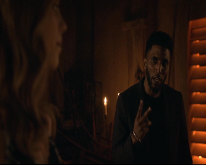 vampirediariesworld-dot-nl_TheOriginals5x01WhereYouLeftYourHeart01124.jpg