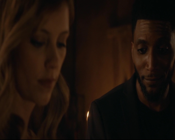 vampirediariesworld-dot-nl_TheOriginals5x01WhereYouLeftYourHeart01132.jpg