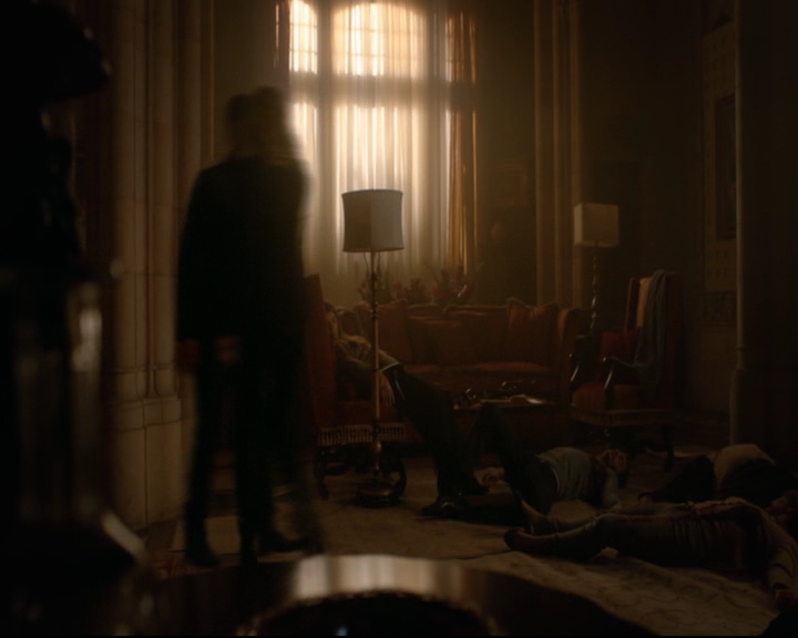 vampirediariesworld-dot-nl_TheOriginals5x01WhereYouLeftYourHeart01423.jpg