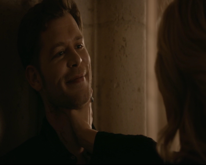 vampirediariesworld-dot-nl_TheOriginals5x01WhereYouLeftYourHeart01429.jpg