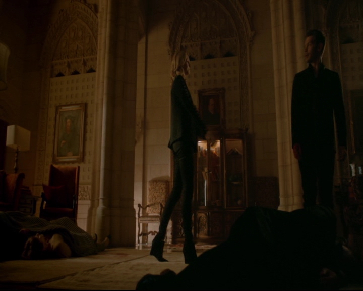 vampirediariesworld-dot-nl_TheOriginals5x01WhereYouLeftYourHeart01467.jpg