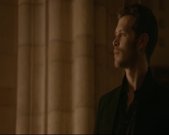 vampirediariesworld-dot-nl_TheOriginals5x01WhereYouLeftYourHeart01483.jpg