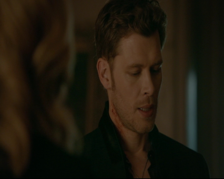 vampirediariesworld-dot-nl_TheOriginals5x01WhereYouLeftYourHeart01489.jpg