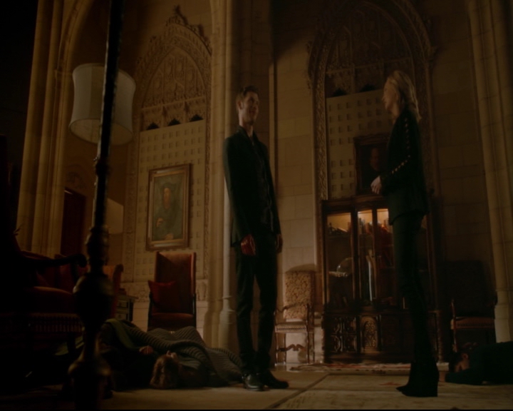 vampirediariesworld-dot-nl_TheOriginals5x01WhereYouLeftYourHeart01542.jpg