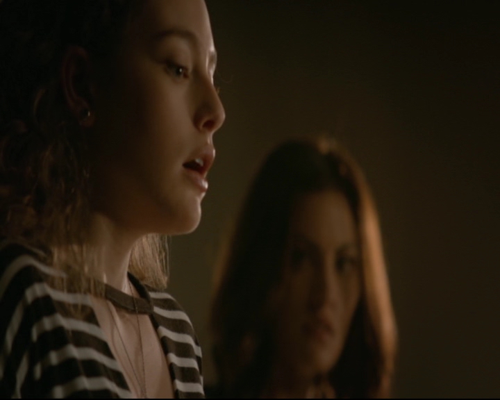 vampirediariesworld-dot-nl_TheOriginals5x01WhereYouLeftYourHeart01821.jpg