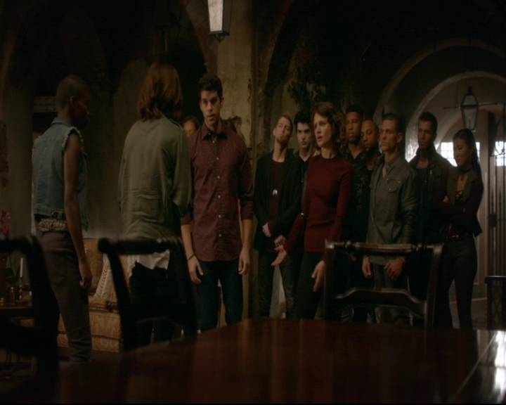 vampirediariesworld-dot-nl_TheOriginals5x01WhereYouLeftYourHeart01896.jpg