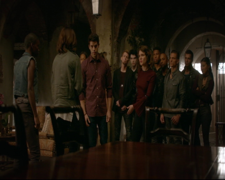 vampirediariesworld-dot-nl_TheOriginals5x01WhereYouLeftYourHeart01897.jpg