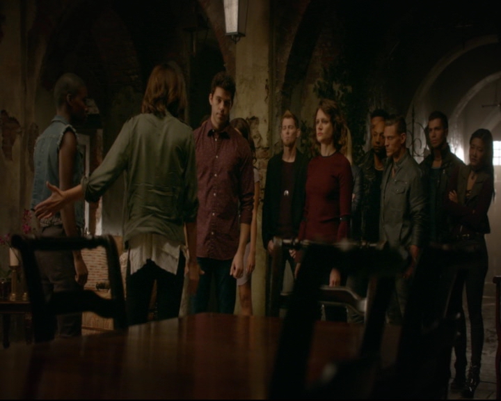 vampirediariesworld-dot-nl_TheOriginals5x01WhereYouLeftYourHeart01924.jpg