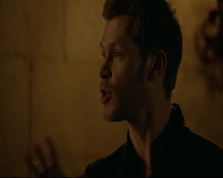 vampirediariesworld-dot-nl_TheOriginals5x01WhereYouLeftYourHeart01960.jpg