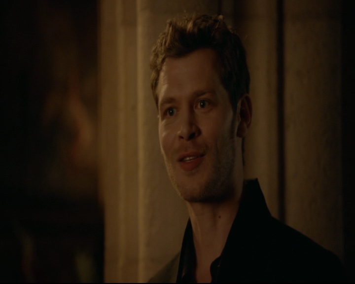 vampirediariesworld-dot-nl_TheOriginals5x01WhereYouLeftYourHeart01965.jpg