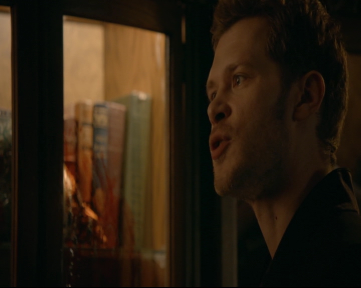 vampirediariesworld-dot-nl_TheOriginals5x01WhereYouLeftYourHeart02016.jpg