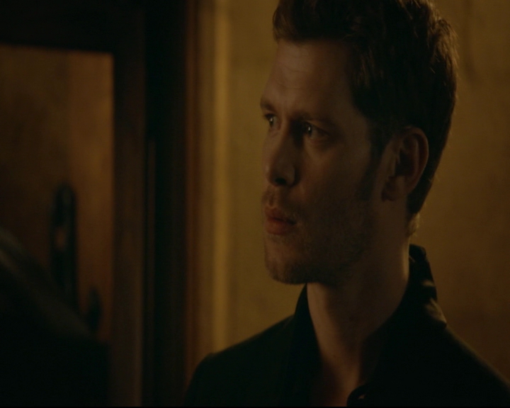 vampirediariesworld-dot-nl_TheOriginals5x01WhereYouLeftYourHeart02056.jpg