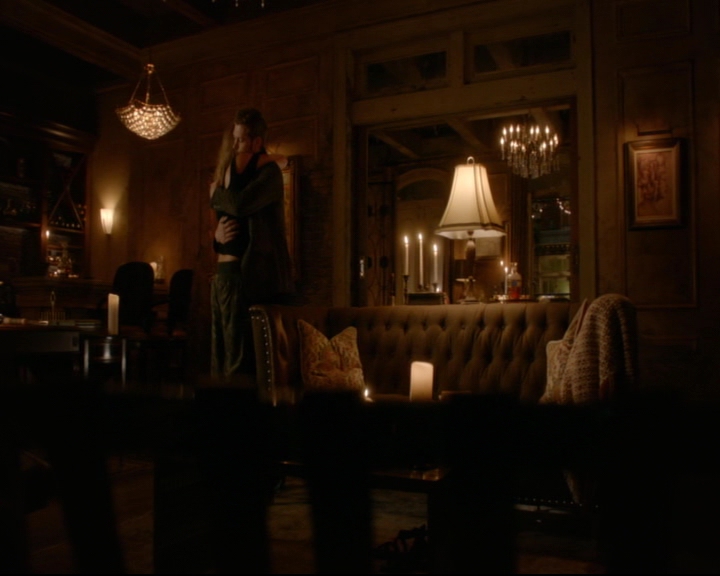 vampirediariesworld-dot-nl_TheOriginals5x02WrongTurnOnBourbon02435.jpg