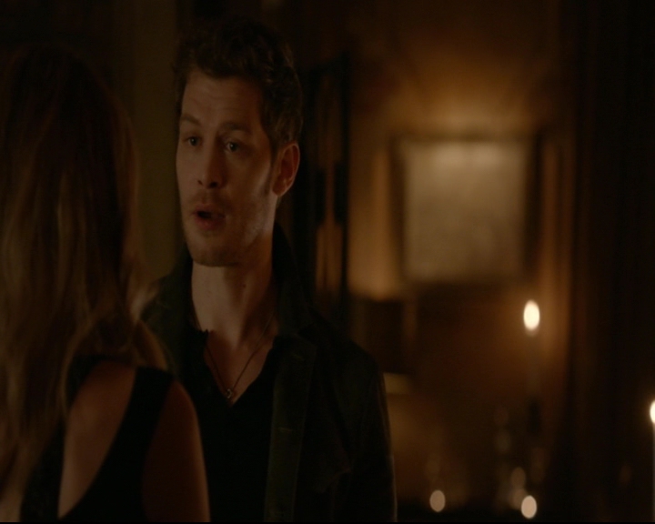 vampirediariesworld-dot-nl_TheOriginals5x02WrongTurnOnBourbon02452.jpg