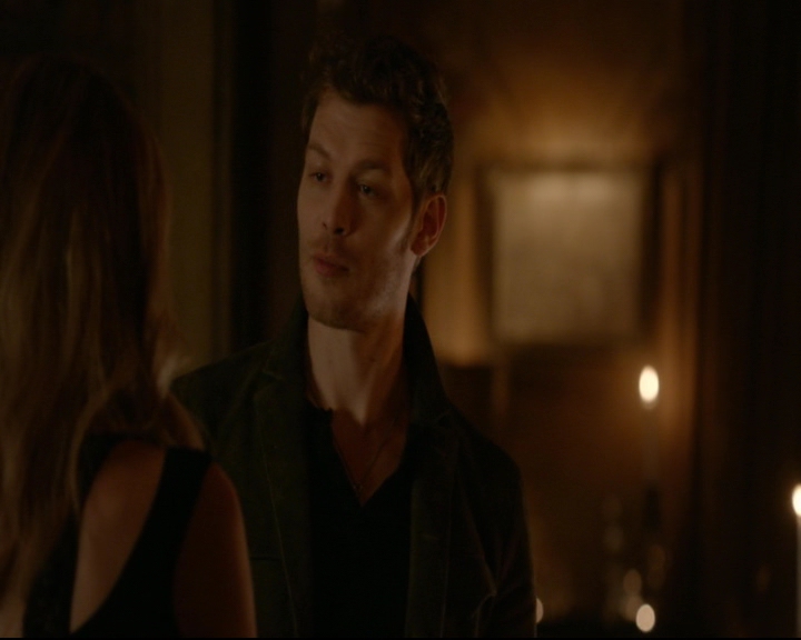 vampirediariesworld-dot-nl_TheOriginals5x02WrongTurnOnBourbon02453.jpg