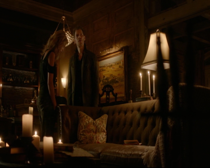 vampirediariesworld-dot-nl_TheOriginals5x02WrongTurnOnBourbon02456.jpg