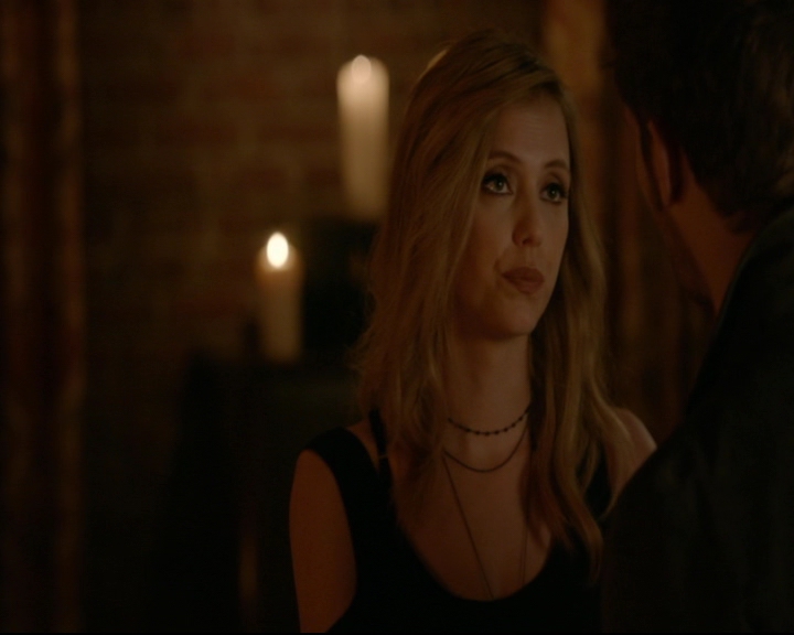 vampirediariesworld-dot-nl_TheOriginals5x02WrongTurnOnBourbon02465.jpg