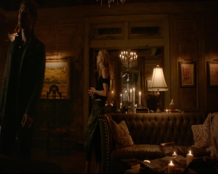 vampirediariesworld-dot-nl_TheOriginals5x02WrongTurnOnBourbon02470.jpg