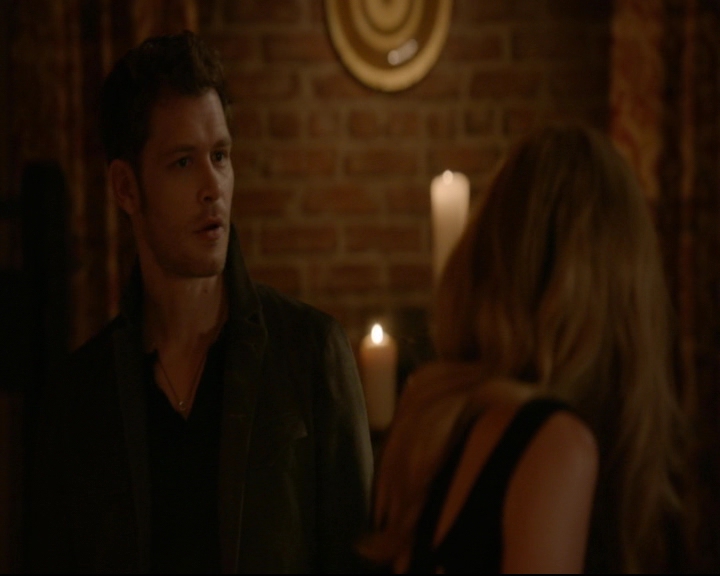 vampirediariesworld-dot-nl_TheOriginals5x02WrongTurnOnBourbon02473.jpg