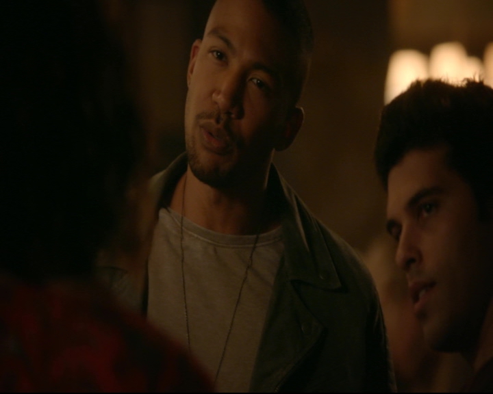 vampirediariesworld-dot-nl_TheOriginals5x02WrongTurnOnBourbon02573.jpg