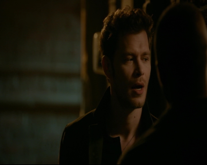 vampirediariesworld-dot-nl_TheOriginals5x02WrongTurnOnBourbon02659.jpg