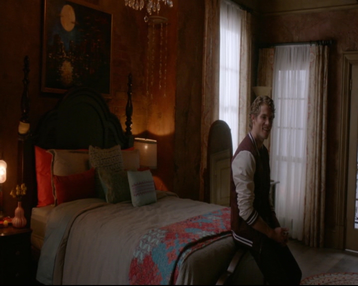 vampirediariesworld-dot-nl_TheOriginals5x02WrongTurnOnBourbon02939.jpg