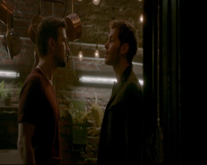 vampirediariesworld-dot-nl_TheOriginals5x02WrongTurnOnBourbon02967.jpg