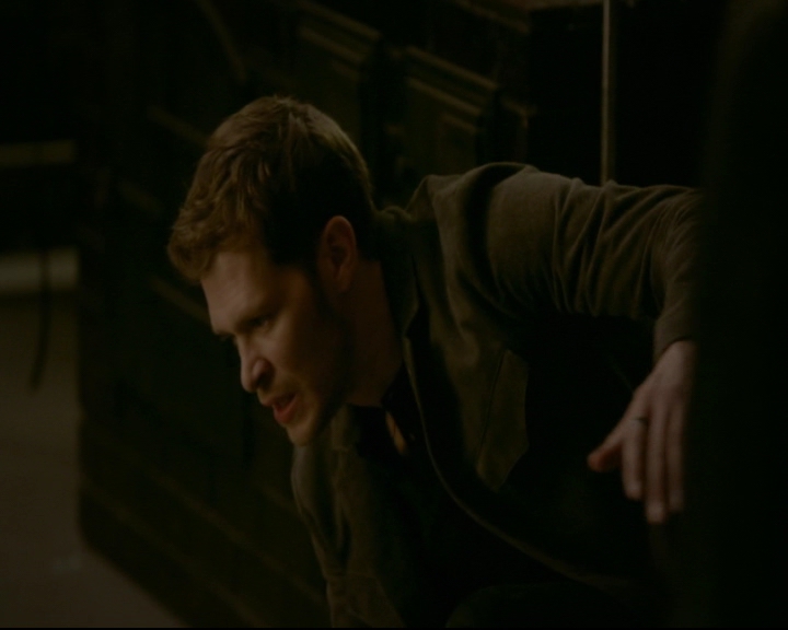 vampirediariesworld-dot-nl_TheOriginals5x02WrongTurnOnBourbon03022.jpg