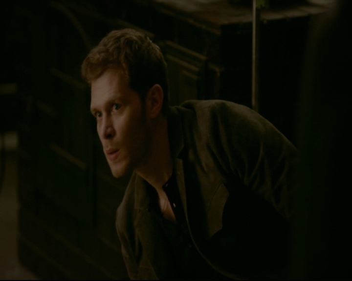 vampirediariesworld-dot-nl_TheOriginals5x02WrongTurnOnBourbon03025.jpg