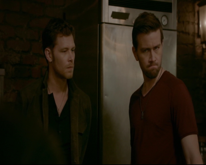 vampirediariesworld-dot-nl_TheOriginals5x02WrongTurnOnBourbon03047.jpg