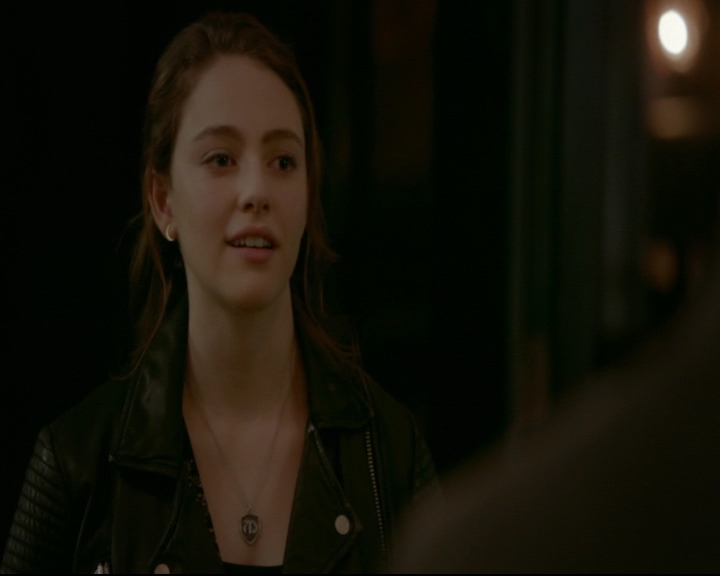 vampirediariesworld-dot-nl_TheOriginals5x02WrongTurnOnBourbon03066.jpg