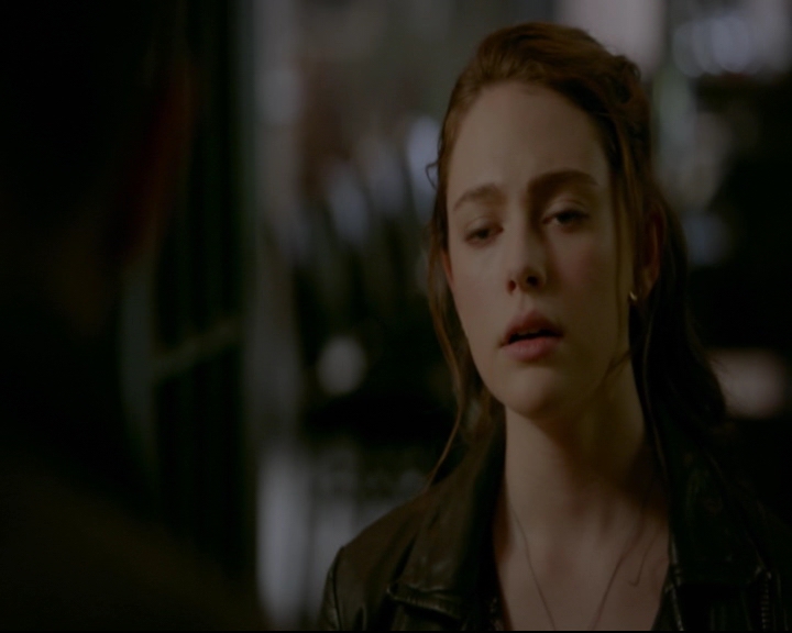 vampirediariesworld-dot-nl_TheOriginals5x02WrongTurnOnBourbon03084.jpg