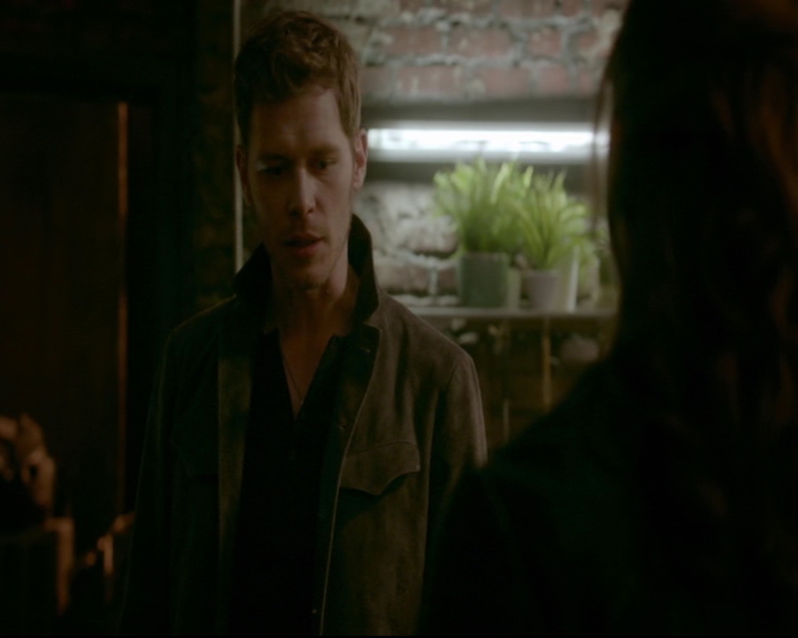 vampirediariesworld-dot-nl_TheOriginals5x02WrongTurnOnBourbon03093.jpg