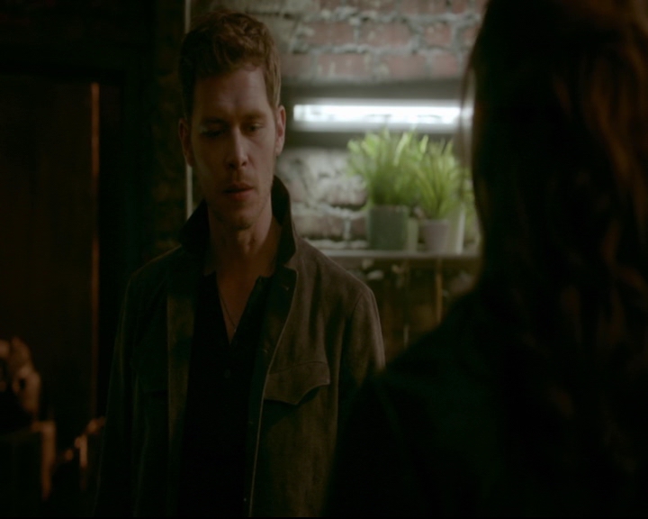 vampirediariesworld-dot-nl_TheOriginals5x02WrongTurnOnBourbon03094.jpg