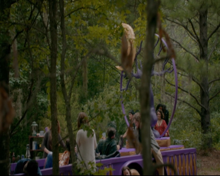 vampirediariesworld-dot-nl_TheOriginals5x02WrongTurnOnBourbon03108.jpg