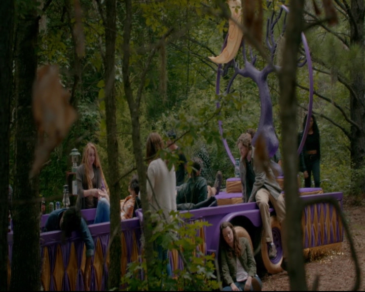 vampirediariesworld-dot-nl_TheOriginals5x02WrongTurnOnBourbon03109.jpg