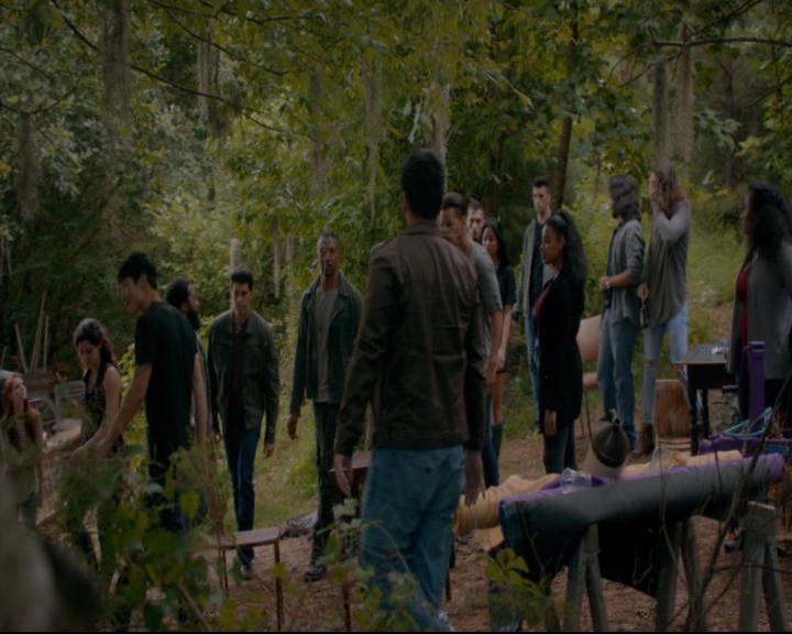 vampirediariesworld-dot-nl_TheOriginals5x02WrongTurnOnBourbon03120.jpg