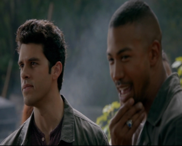 vampirediariesworld-dot-nl_TheOriginals5x02WrongTurnOnBourbon03123.jpg